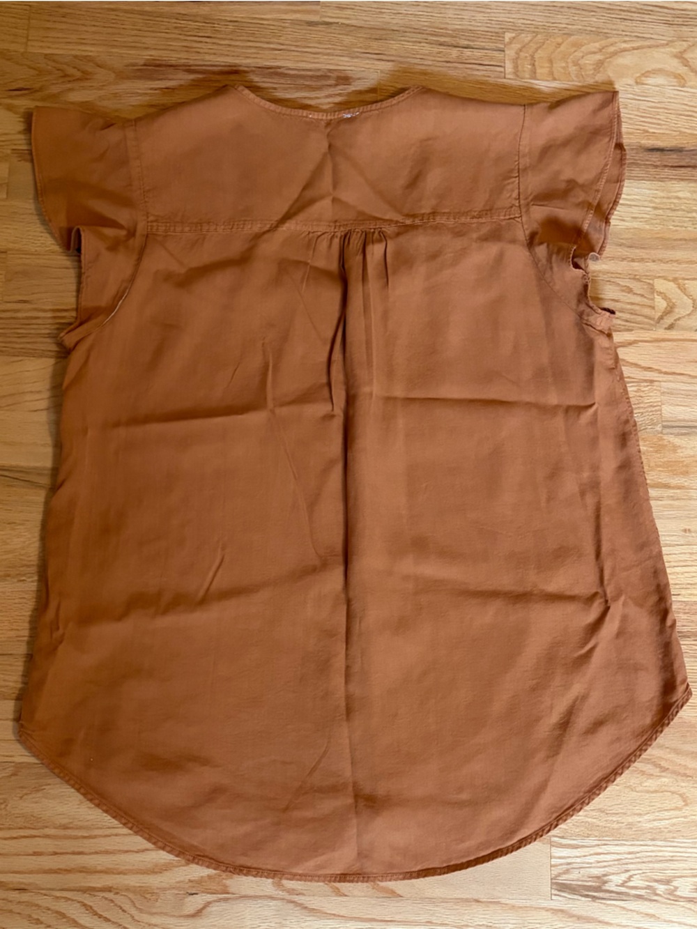 Button-Front V-Neck Flutter Sleeve Top — Rust - Picture 3 of 3